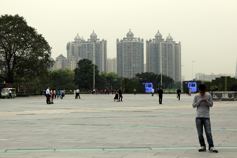 2017-04-13_153455 china-2017.jpg - Kanton - modernes Stadtzentrum am Perlfluss